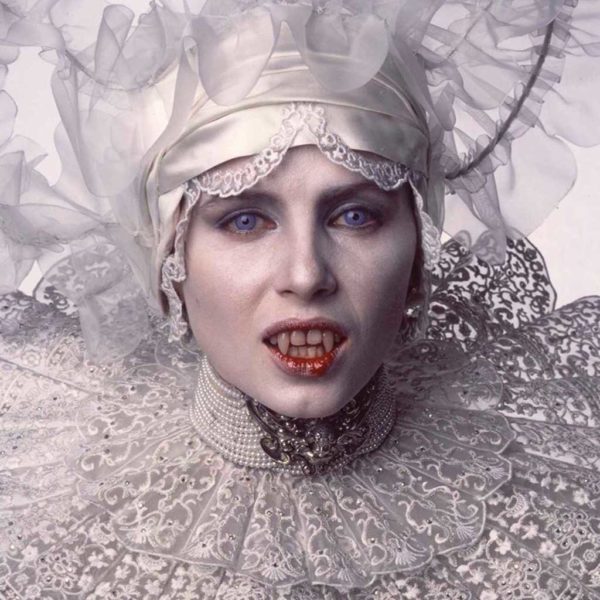 Bram Stoker’s Dracula (1992) – Francis Ford Coppola (Coincidental IMDB 25-WR)