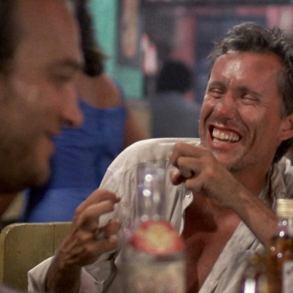 Salvador (1986) – Oliver Stone