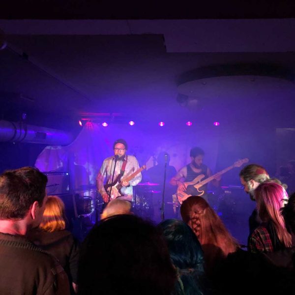 Svynx (27.4.19) Der Neue Planet Tour – Café.Hopla Köln