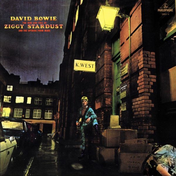 The Rise and Fall of Ziggy Startdust and the Spiders from Mars (1972) – David Bowie