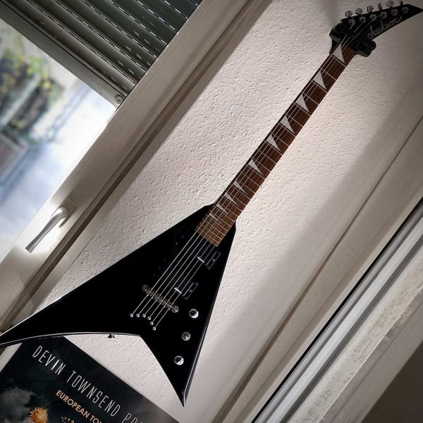 JS32T Rhoads BK Guitar – Jackson